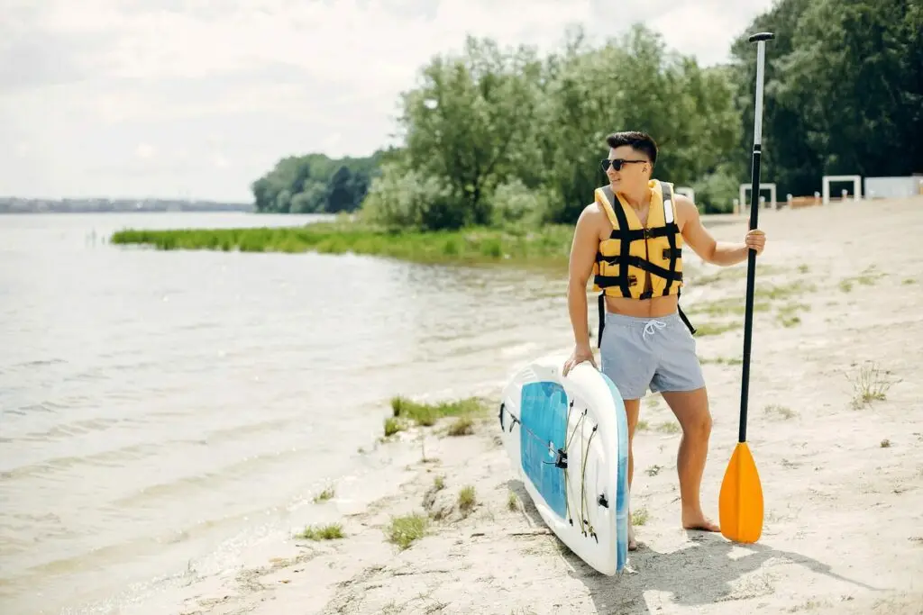 nakedaqua-must-have-accessories-for-the-paddleboard